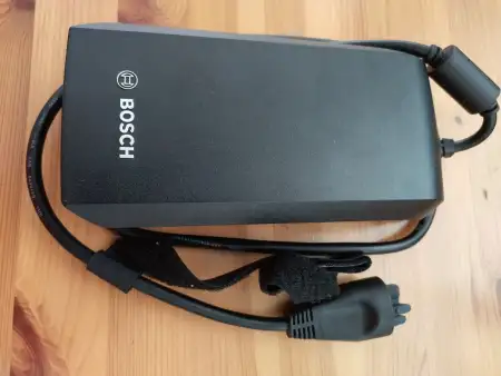 Bosch şarj cihazı 36v==4a