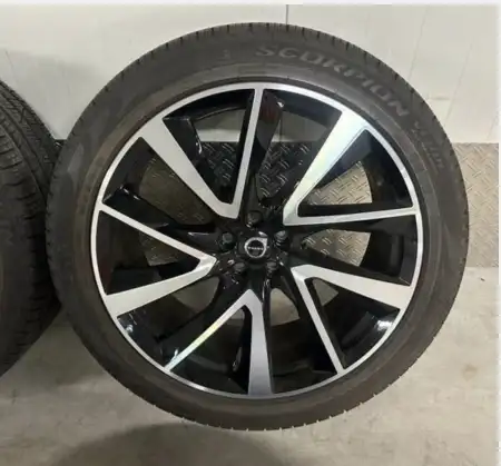 Volvo xc90 xc60 21 inç iki renkli pirelli allseason 7.5mm lastikler