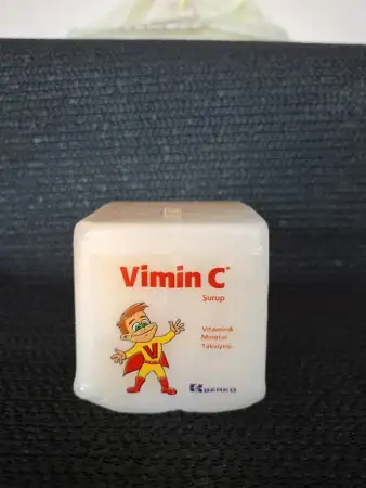 Berko vi̇tami̇n reklamli kare formunda mum.yeni̇ ürün..
