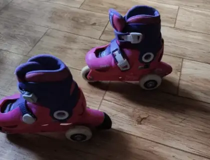 Pembe renkli paten ayakkabısı