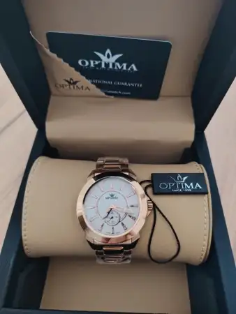 Optima marka şık saat