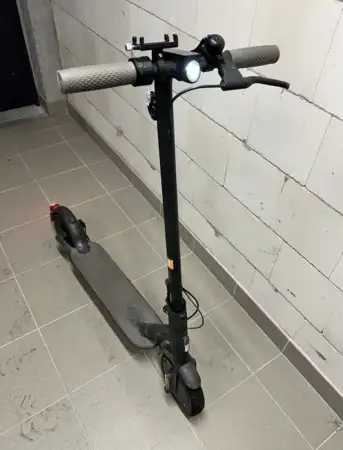 Xiaomi mi siyah elektrikli scooter