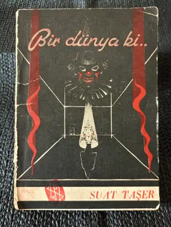 Bi̇r dünya ki̇.. cep boy.. yazardan i̇thafli i̇mzali..