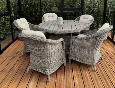 Rattan bahçe masası ve sandalye seti