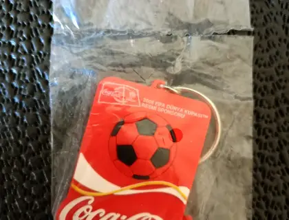 Coca cola 2006 fi̇fa dünya kupasi anahtarlik.