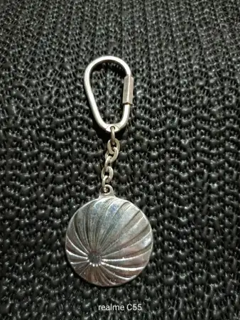 Sat-1 metal anahtarlik 1985 nadi̇r koleksi̇yonluk.