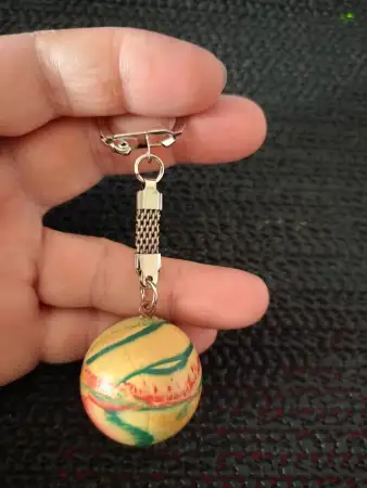 Renkli̇ top anahtarlik. 70 ler.yeni̇ ürün.