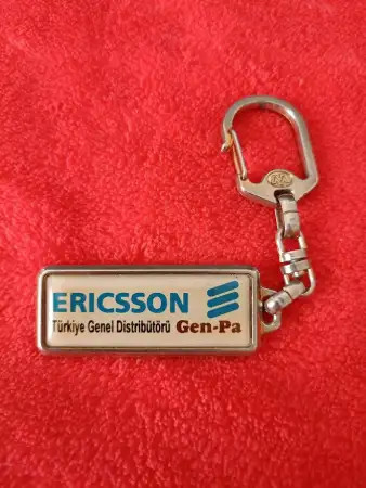 Gen-pa ericsson anahtarlik metal nadi̇r.