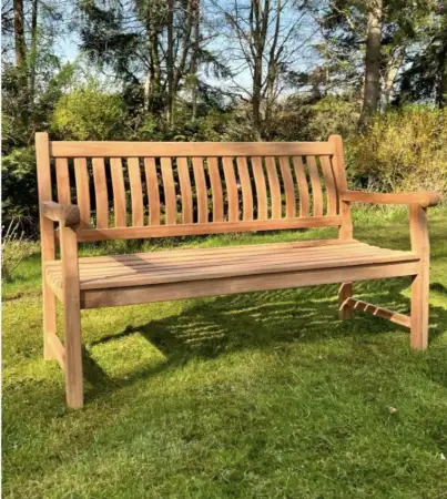 En güzel tik ağacından yapılmış bahçe banklarını stokta ilan görseli