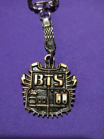 Bts temalı metal anahtarlık