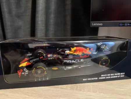 Red bull racing f1 model araba