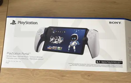 Sony playstation portal el konsolu, beyaz renk